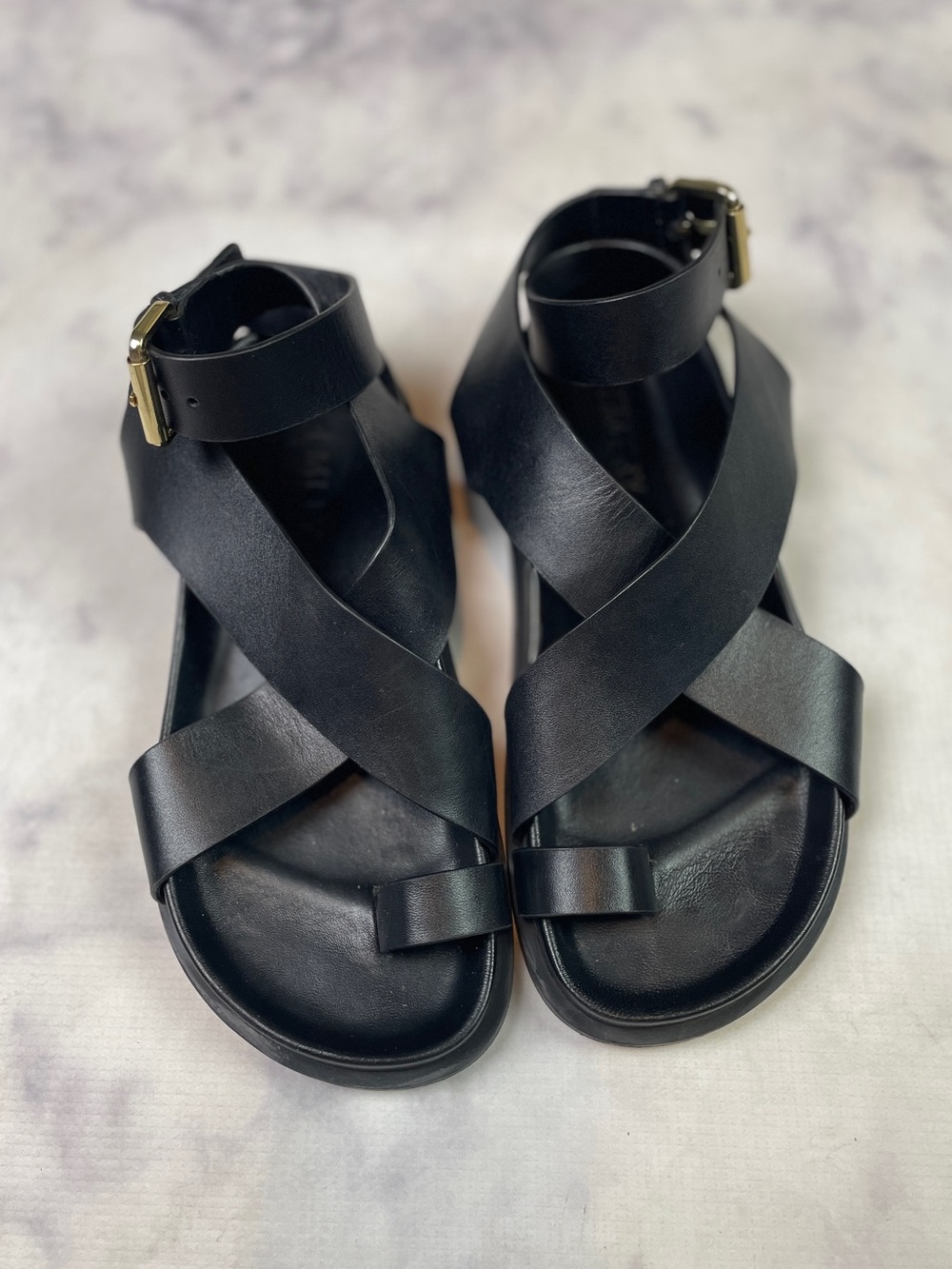 A.Emery Jalen Black Leather Criss Cross Toe Ring Sandals Minimalist Sz 36 - Picture 2 of 10